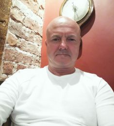 Meraklia, 57 години , Хетеросексуален/а, Мъж, Northampton, United Kingdom