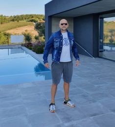 GinoV, 59 години , Хетеросексуален/а, Мъж, London, United Kingdom