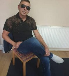 VasilT, 59 години , Хетеросексуален/а, Мъж, London, United Kingdom