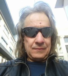 Jonh, 53 години , Хетеросексуален/а, Мъж, Frankfurt am Main, Germany