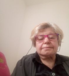 Krasimira ILIEVA, 75 години , Хетеросексуален/а, Жена, Guilgford, United Kingdom