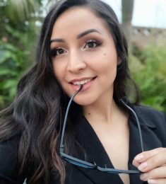 Elena, 35 години , Хетеросексуален/а, Жена, Altdorf, Germany
