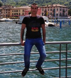 Pesho, 38 години , Хетеросексуален/а, Мъж, Seregno, Italy