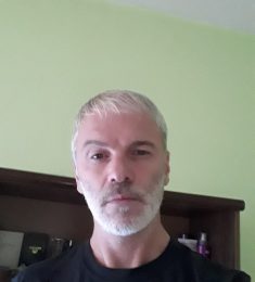borislavmihailov74gmailcom, 52 години , Хетеросексуален/а, Мъж, London, United Kingdom