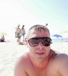 Nikolay, 39 години , Хетеросексуален/а, Мъж, London, United Kingdom