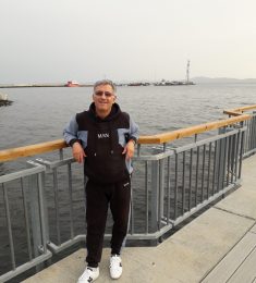 Nikolay, 63 години , Хетеросексуален/а, Мъж, London, United Kingdom