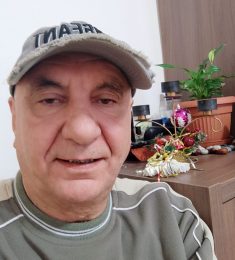 Hristo, 65 години , Хетеросексуален/а, Мъж, Beroun, Czech Republic