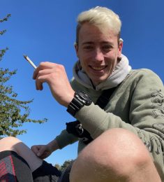 Aleks, 25 години , Хетеросексуален/а, Жена, London, United Kingdom