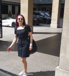 Svetla Pelkina, 51 години , Хетеросексуален/а, Жена, London, United Kingdom