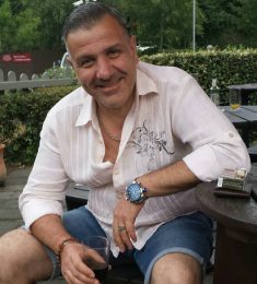 Ventsislav Angelov, 54 години , Хетеросексуален/а, Мъж, London, United Kingdom