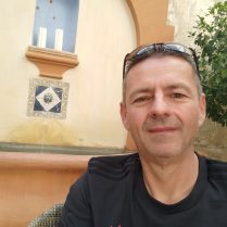 , 51 години , Хетеросексуален/аToledo, Spain