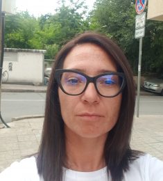 Kamelia, 44 години , Хетеросексуален/а, Жена, Teruel, Spain