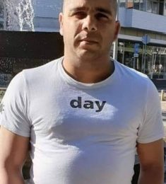 Dimitar, 46 години , Хетеросексуален/а, Мъж, Anloo, Netherlands