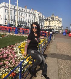 Nina, 51 години , Хетеросексуален/а, Жена, London, United Kingdom