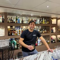 Vladimir, 52 години , Хетеросексуален/аLondon, United Kingdom