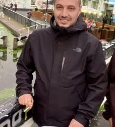 Mariyan Vutov, 45 години , Хетеросексуален/а, Мъж, Brentwood, United Kingdom