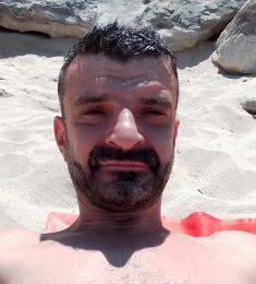 Ivo, 46 години , Хетеросексуален/а, Мъж, Crimmitschau, Germany