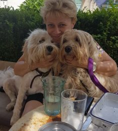 Ilona, 61 години , Хетеросексуален/а, Жена, Lofthouse, United Kingdom
