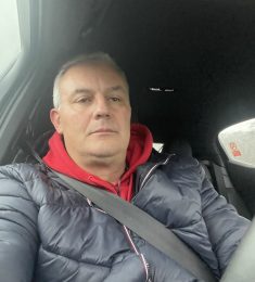Miroslav, 55 години , Хетеросексуален/а, Мъж, Mitcham, United Kingdom