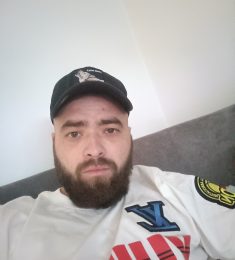 Frankie, 32 години , Хетеросексуален/а, Мъж, London, United Kingdom