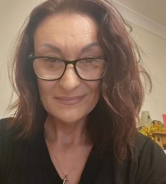 Ivana, 58 години , Хетеросексуален/а, Жена, Oxford, United Kingdom