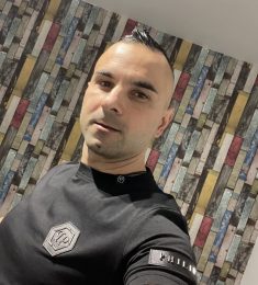 Nikolay Shankulov, 44 години , Хетеросексуален/а, Мъж, Canterbury, United Kingdom