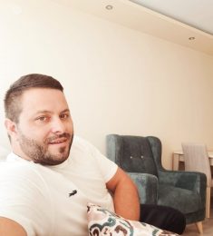 Denis, 38 години , Хетеросексуален/а, Мъж, Kassel, Germany