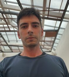 Vasil, 37 години , Бисексуален/а, Мъж, Plovdiv, Bulgaria